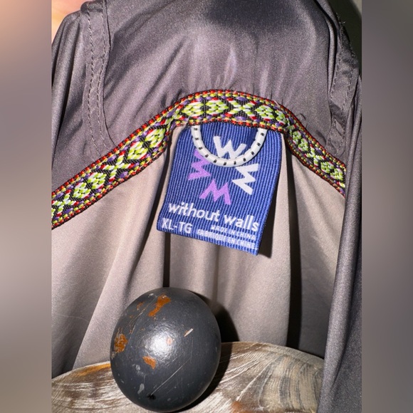 Without Walls windbreaker - Picture 4 of 5